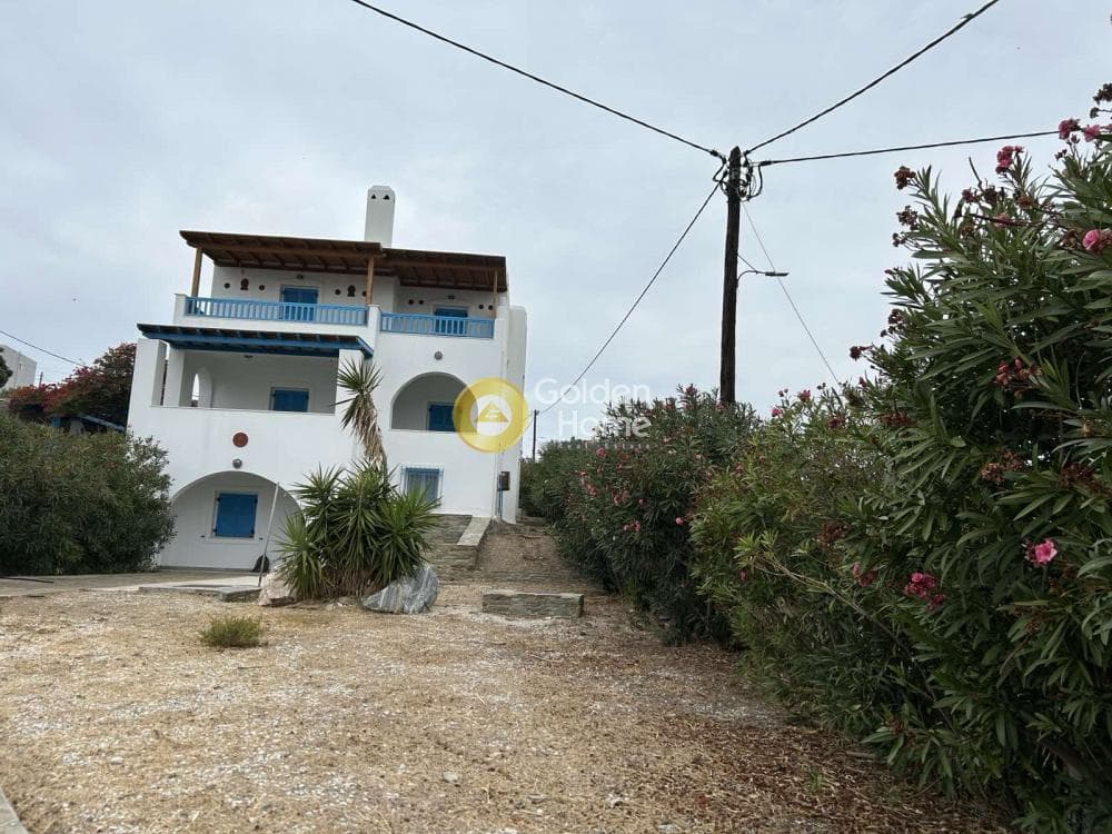 House in Gavrio, Andros — Photo 57 of 60