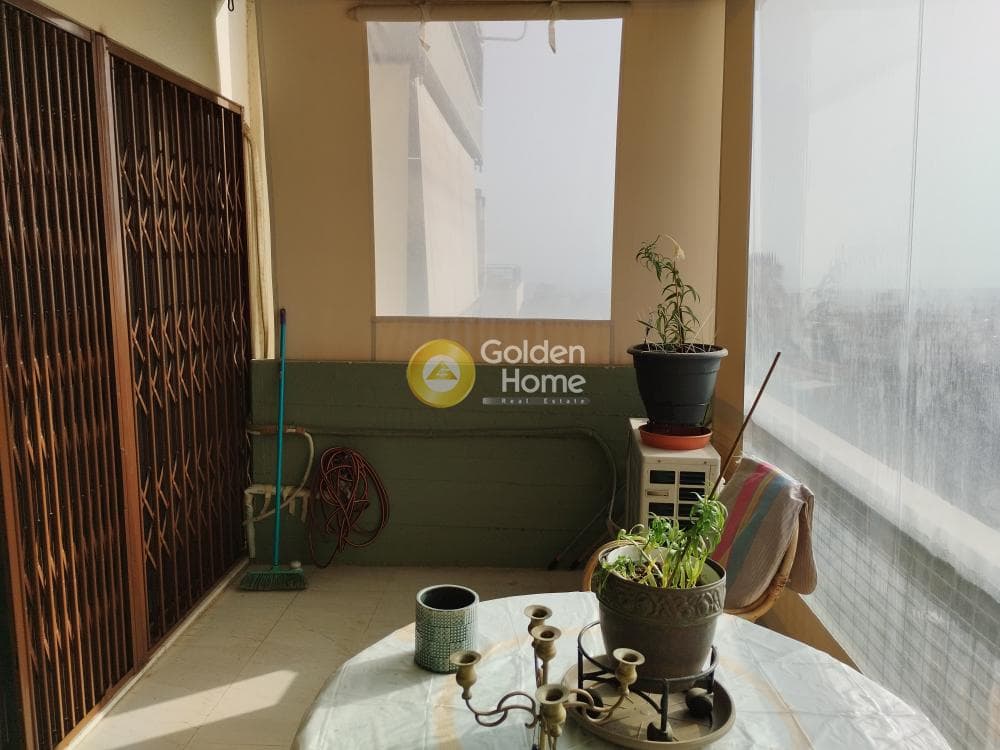 Apartment in Kareas, Vironas — Photo 16 of 27