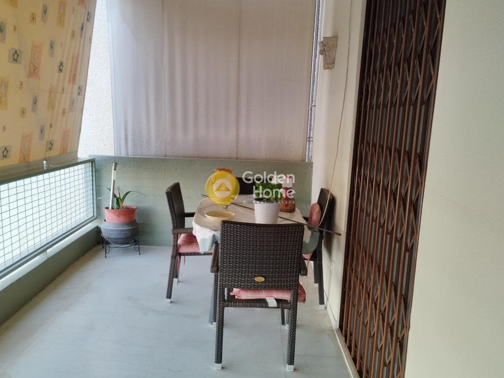 Apartment in Kareas, Vironas — Photo 15 of 27