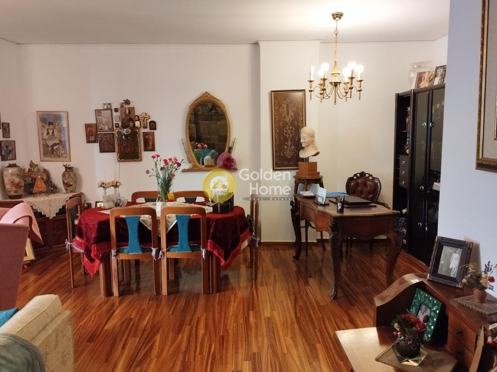 Apartment in Kareas, Vironas — Photo 8 of 27