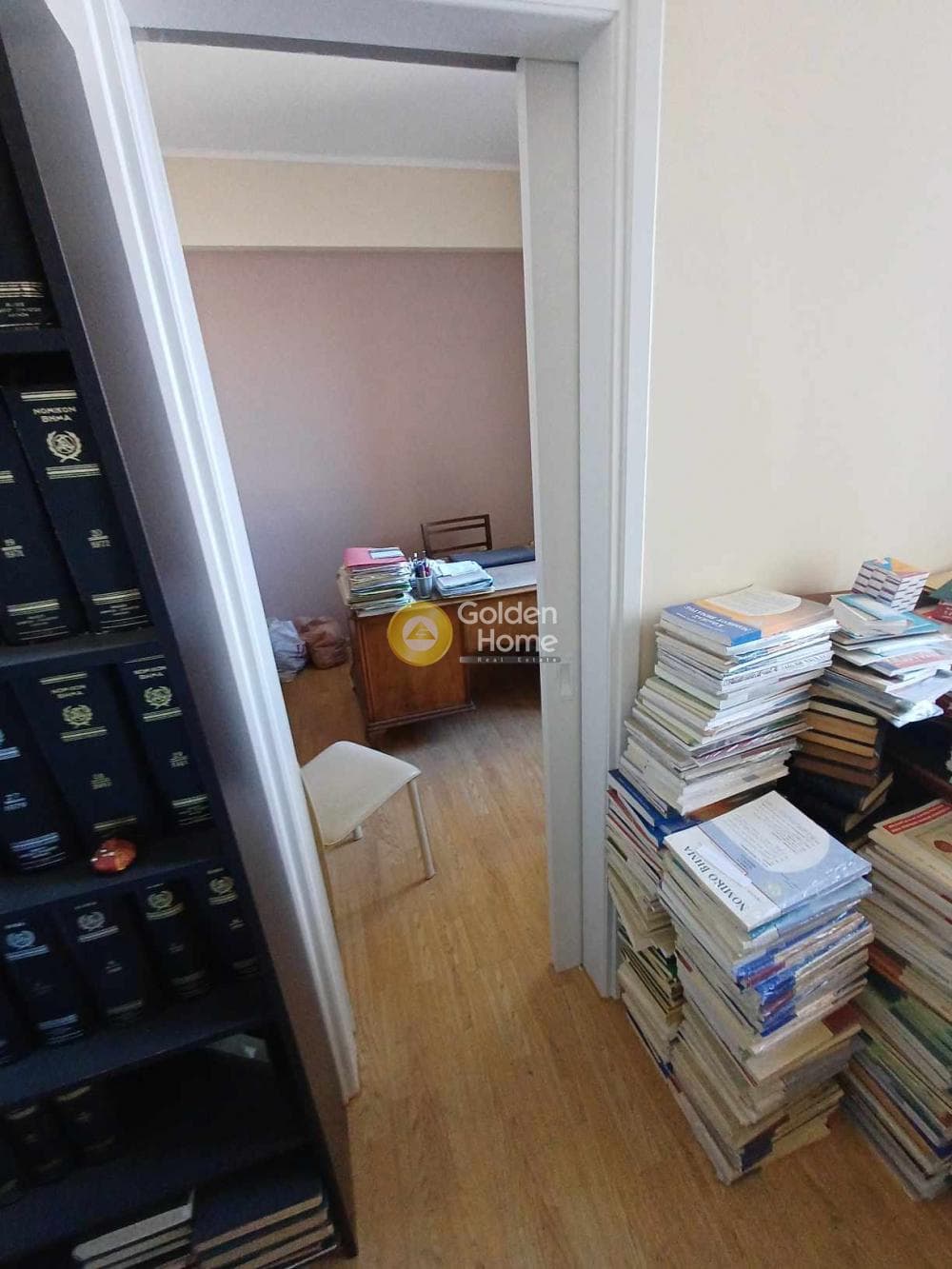 Office in Plateia Klafthmonos, Kentro — Photo 5 of 6