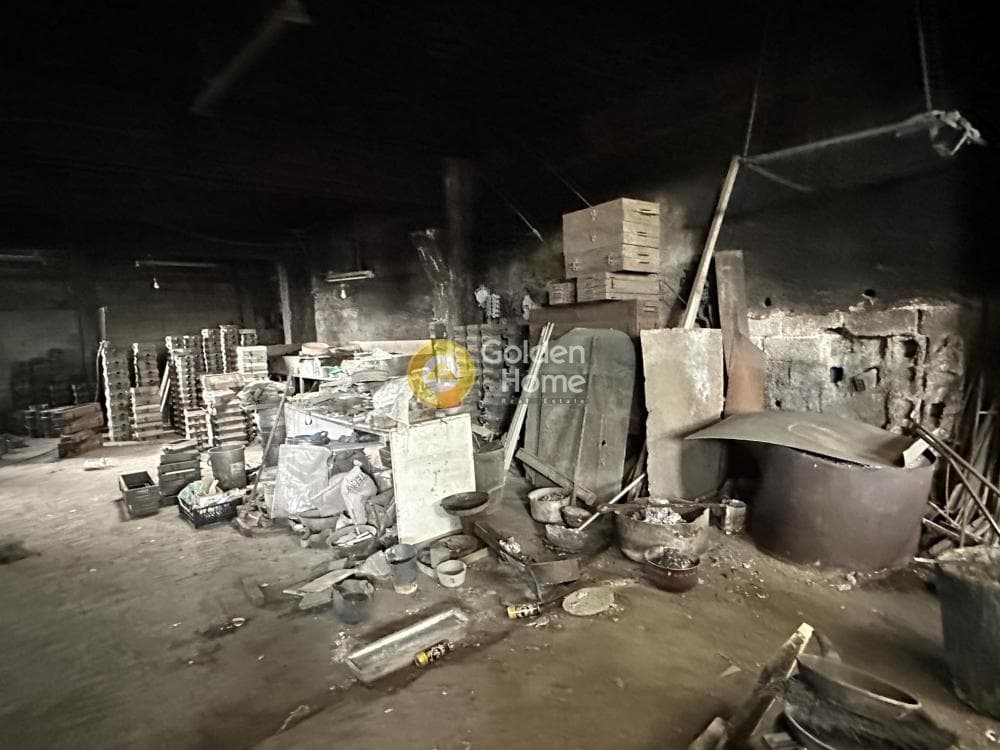 Warehouse in Neo Aigaleo, Aigaleo — Photo 1 of 2