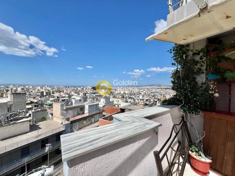 Apartment in Center, Dafni — Photo 10 of 16