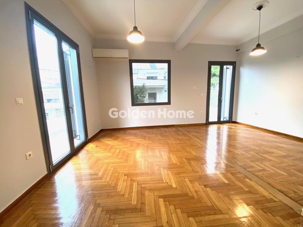 Apartment in Agios Georgios, Neo Psichiko — Photo 1 of 35