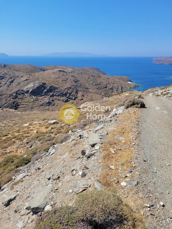 Parcel in Agios Stefanos, Kythnos — Photo 2 of 11
