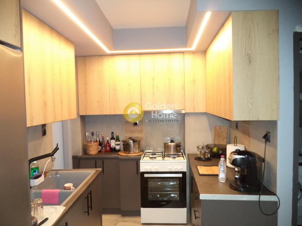 Apartment in Center, Aigio — Photo 2 of 14