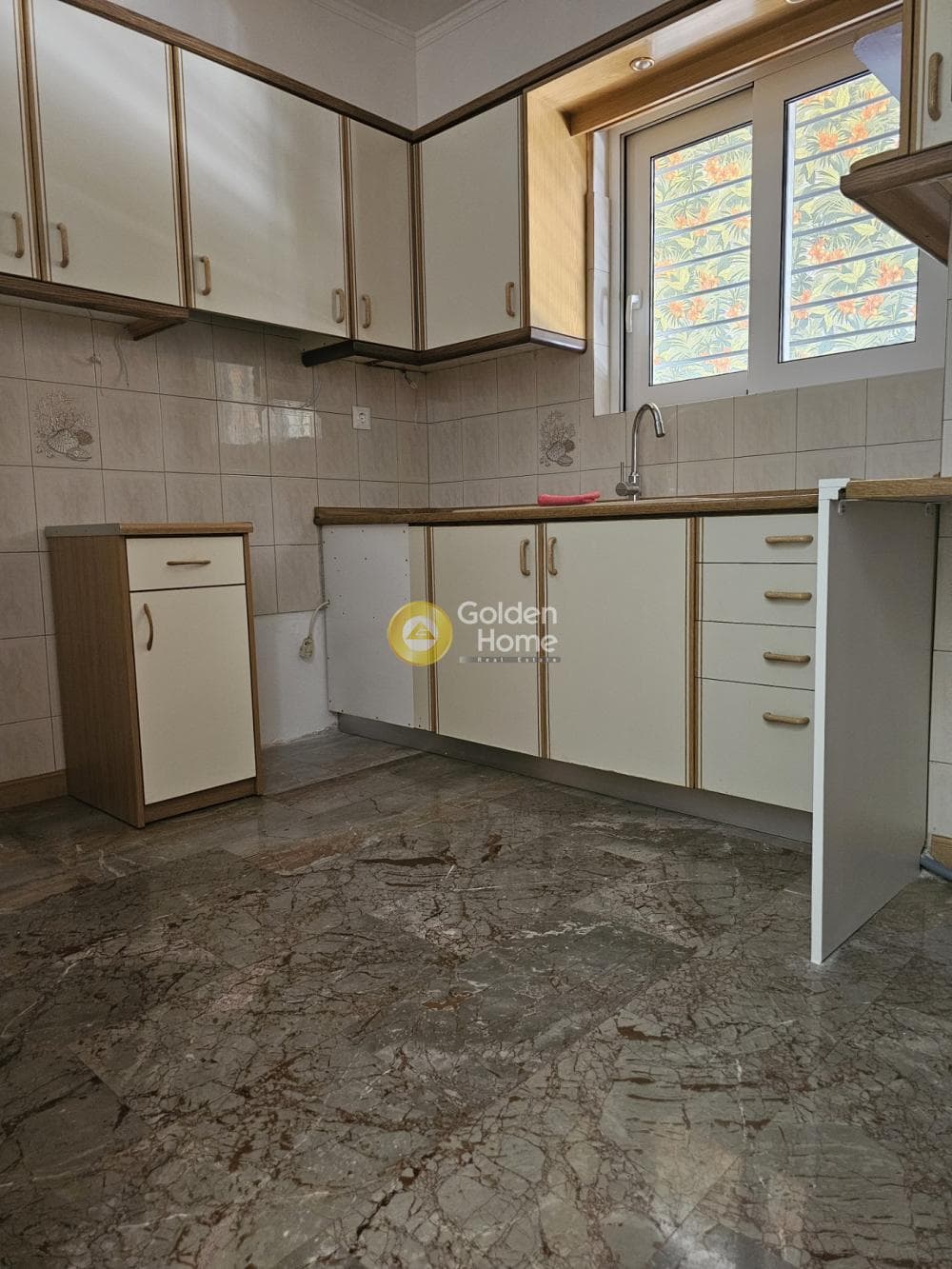 Apartment in Aspra Chomata, Nikaia — Photo 5 of 15