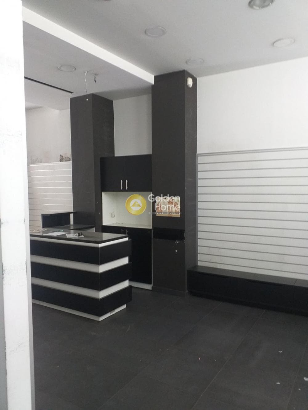 Retail Store in Politechnioupoli, Zografou — Photo 3 of 5