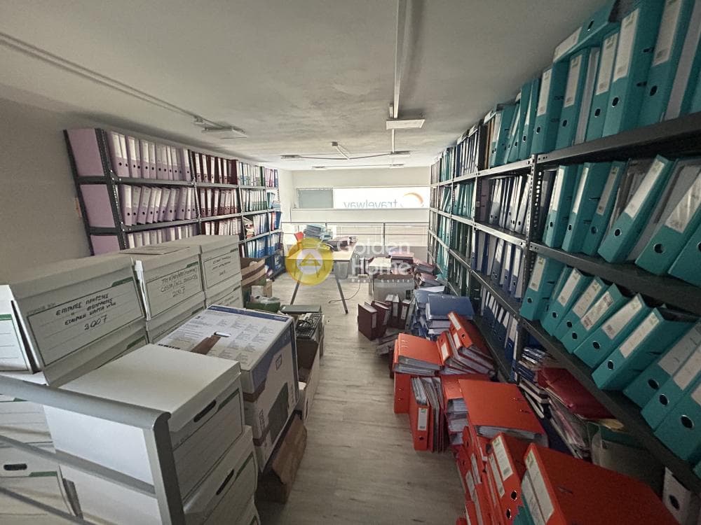 Retail Store in Anavrita, Marousi — Photo 5 of 6