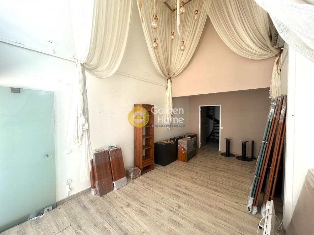Retail Store in Studio Alfa, Melissia — Photo 1 of 5