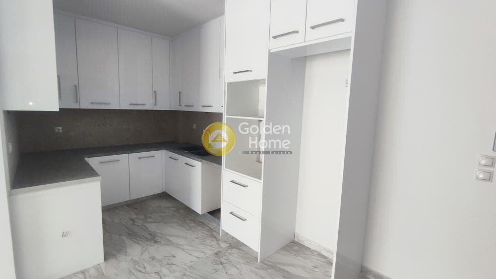 Apartment in Stathmos, Attiki — Photo 1 of 31