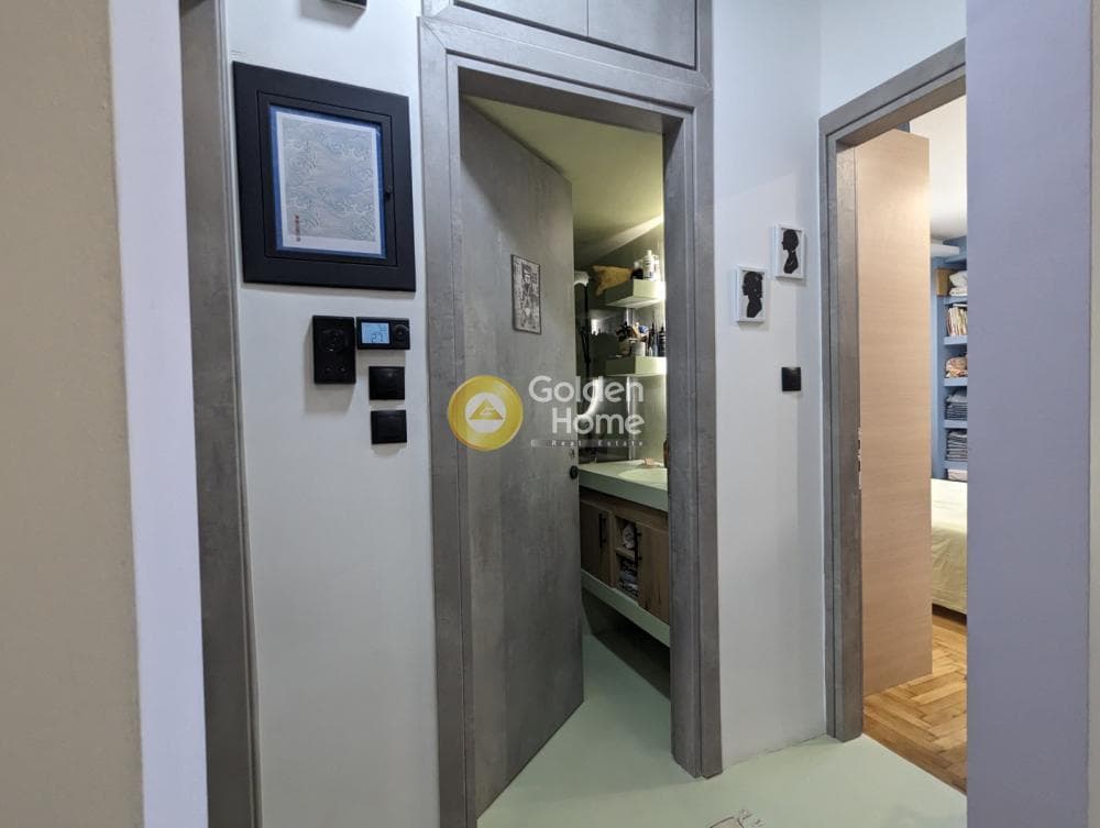 Apartment in Plateia Vathis, Kentro — Photo 1 of 21