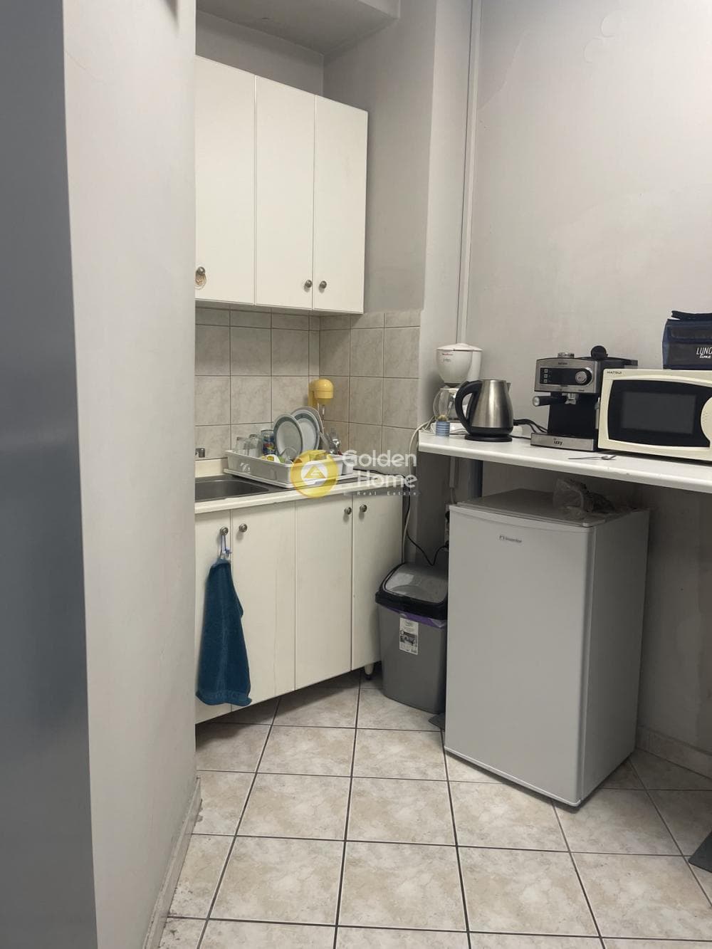 Office in Terpsithea, Piraeus — Photo 9 of 10
