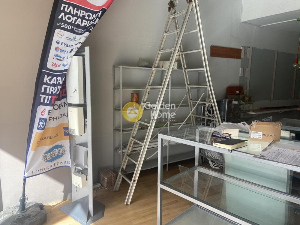 Retail Store in Prosfigika, Patra — Photo 9 of 13
