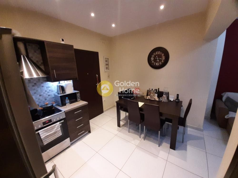 Apartment in Ravenia, Attiki — Photo 1 of 4
