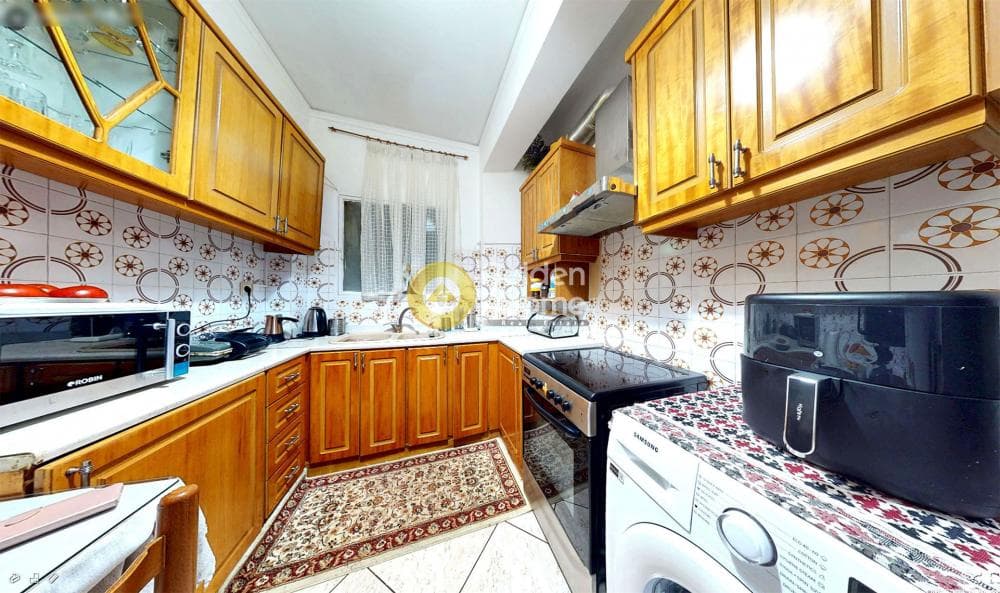 Apartment in Agios Georgios, Keratsini — Photo 8 of 17