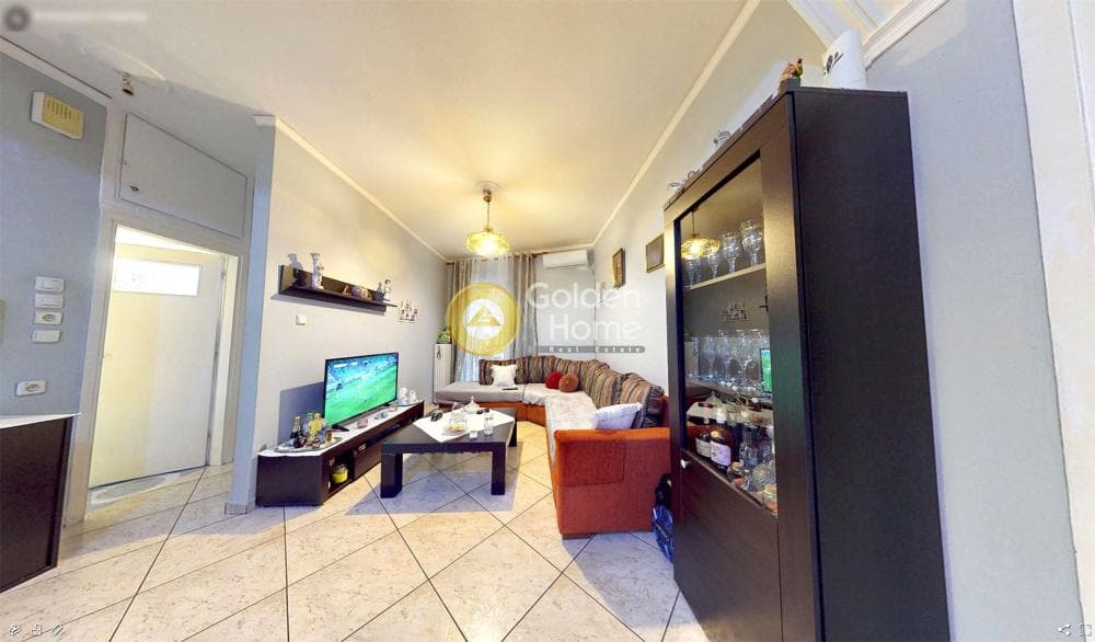 Apartment in Agios Georgios, Keratsini — Photo 3 of 17