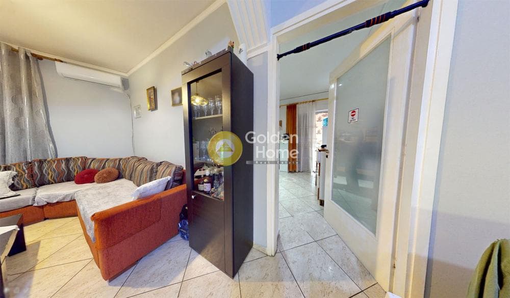Apartment in Agios Georgios, Keratsini — Photo 4 of 17