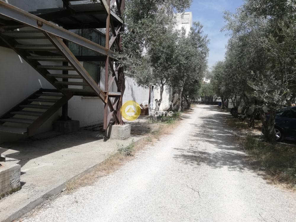 Βιομηχανικός Χώρος στην Αδάμες (Οικισμός Γράμμος - Φοίνικας), Κηφισιά — Φωτογραφία 14 από 15