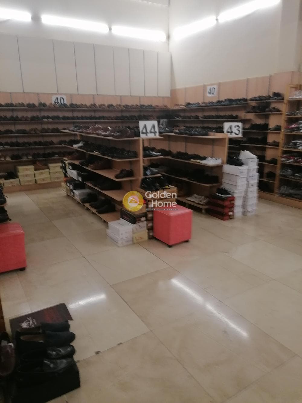 Κατάστημα στην Πλατεία Κάνιγγος, Εξάρχεια - Νεάπολη — Φωτογραφία 3 από 9