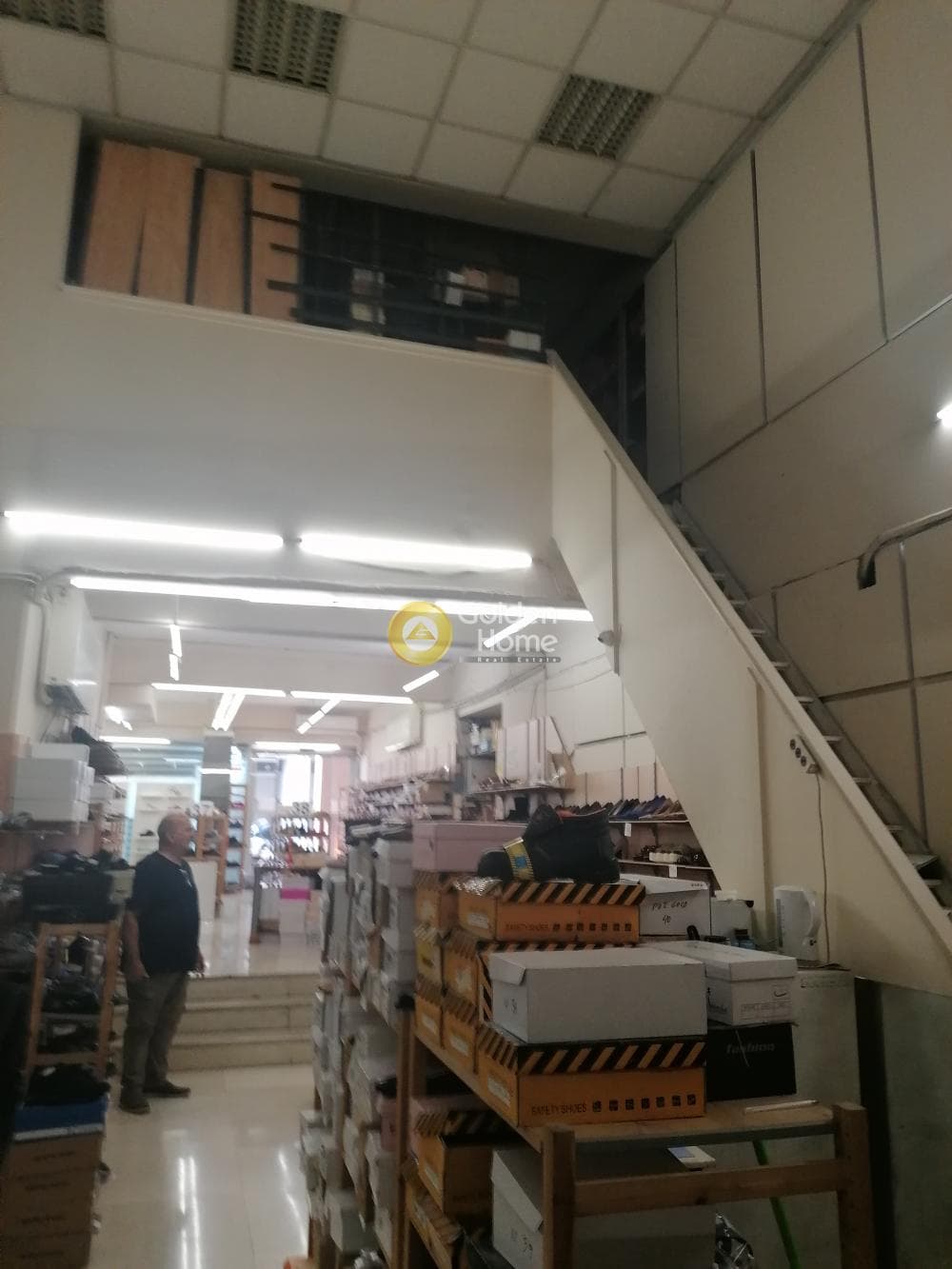 Κατάστημα στην Πλατεία Κάνιγγος, Εξάρχεια - Νεάπολη — Φωτογραφία 4 από 9