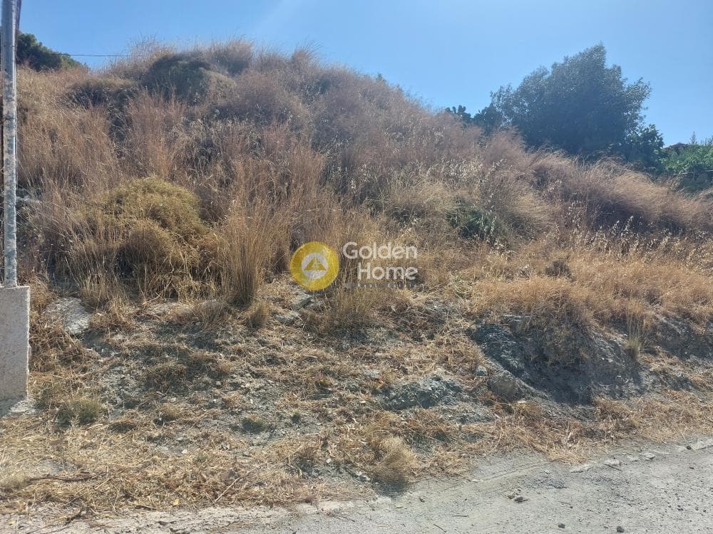 Parcel in Manoutso, Keratea — Photo 1 of 2