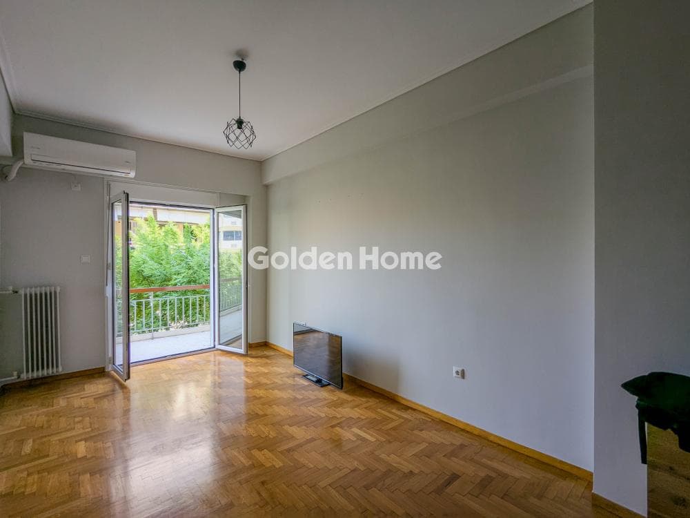 Apartment in Ravenia, Attiki — Photo 15 of 20