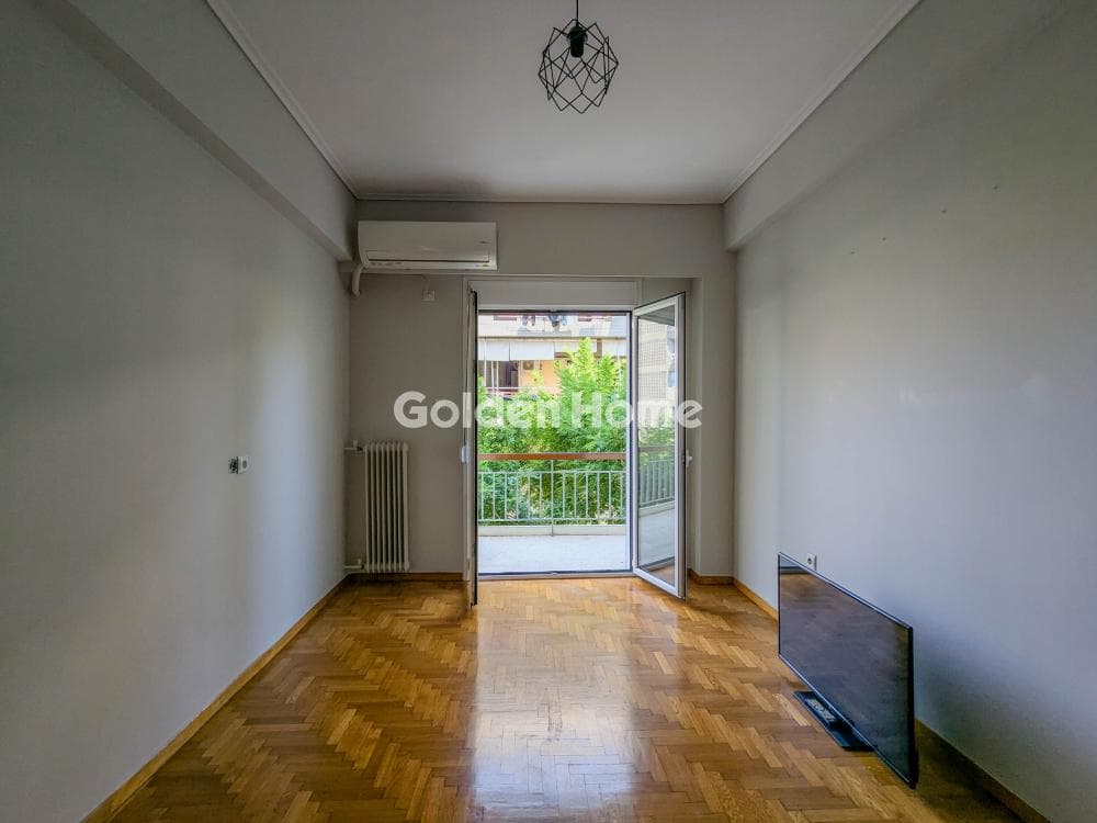 Apartment in Ravenia, Attiki — Photo 14 of 20