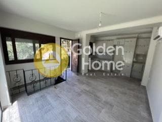 Apartment in Pefkakia, Agia Paraskevi — Photo 1 of 4