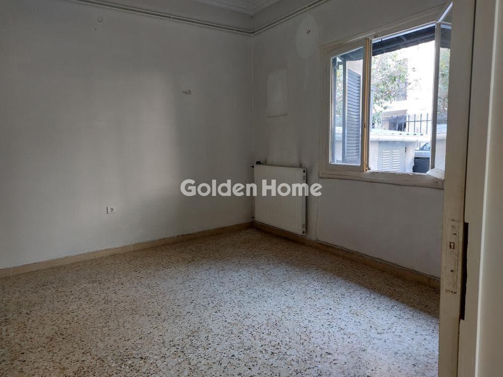 House in Agios Nikolaos, Ilion — Photo 1 of 10