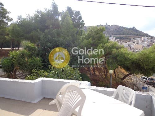 House in Karagianneika, Galatsi — Photo 1 of 8