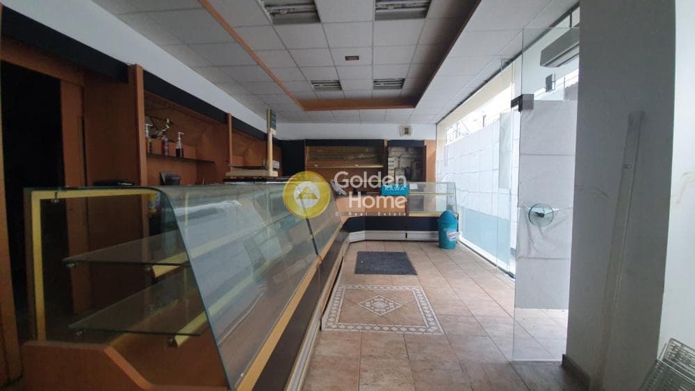 Retail Store in Center, Nea Ionia — Photo 2 of 13