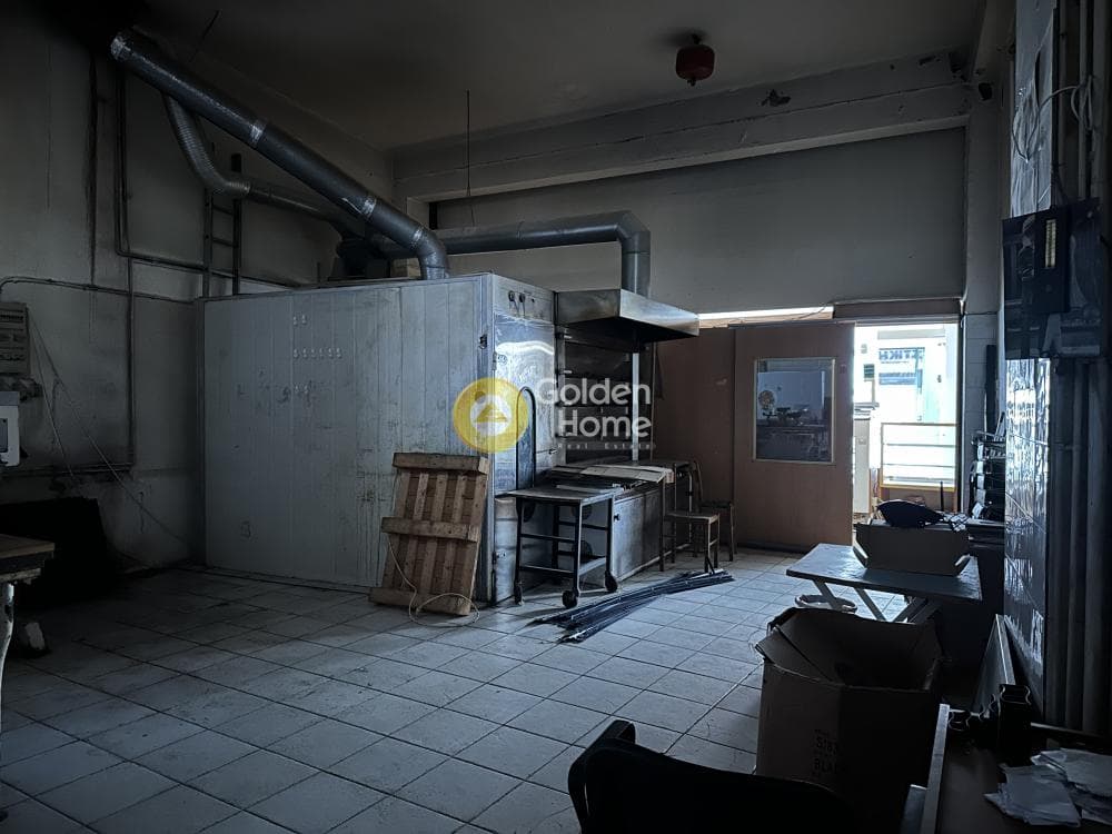 Retail Store in Center, Nea Ionia — Photo 10 of 13