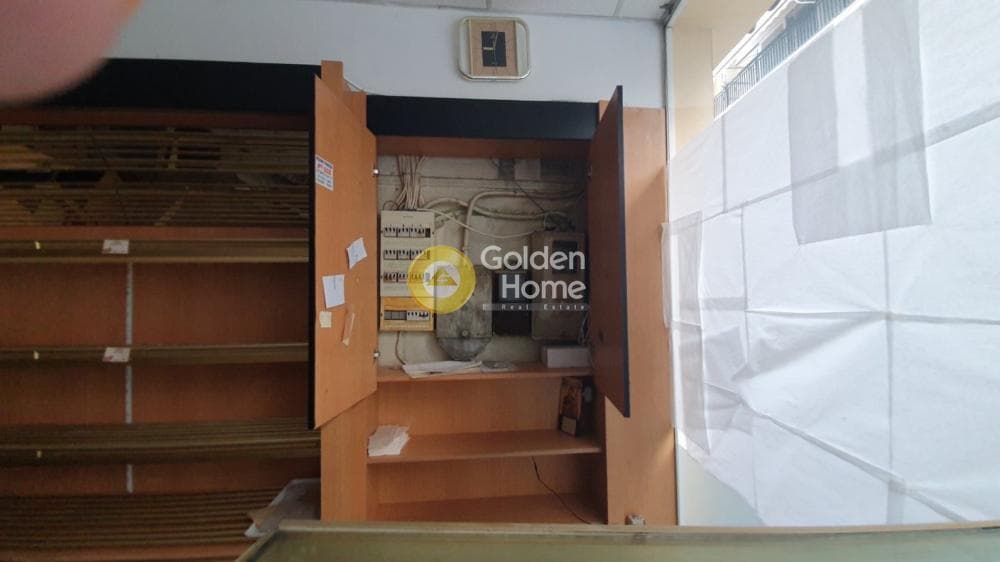 Retail Store in Center, Nea Ionia — Photo 11 of 13
