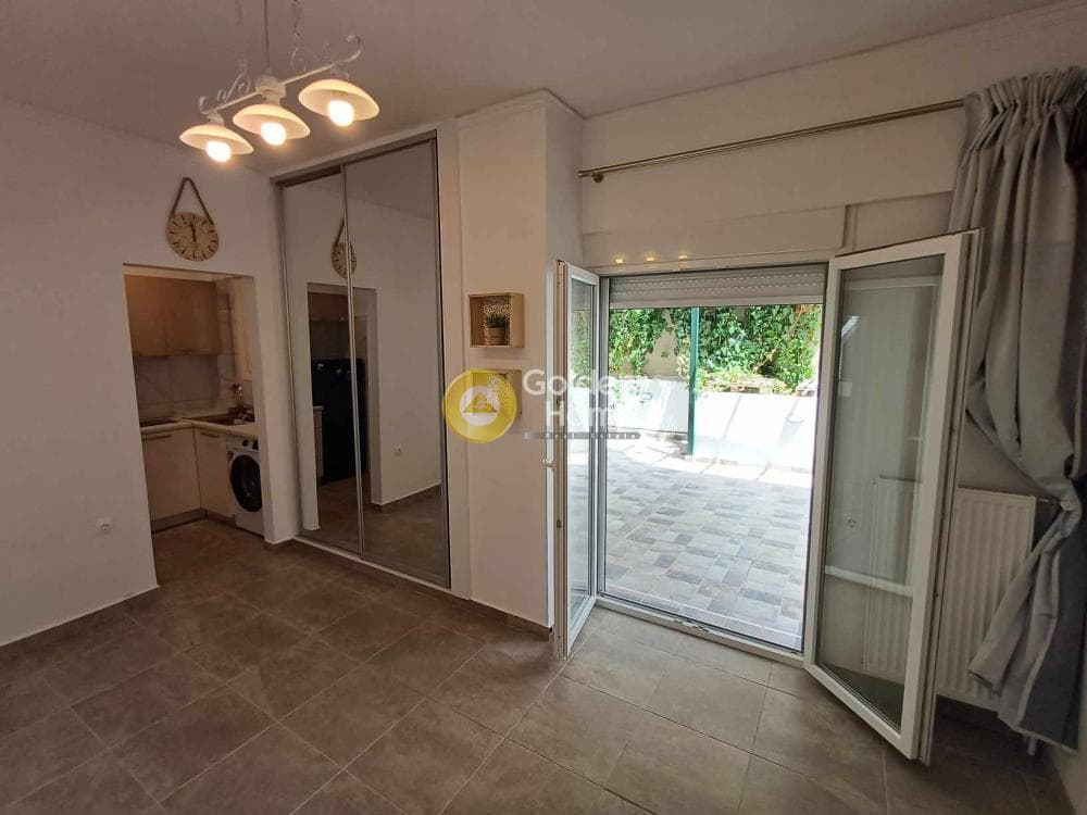 Apartment in Ag. Meletiou - Viktorias Sq. - Marni, Patision - Acharnon — Photo 1 of 11