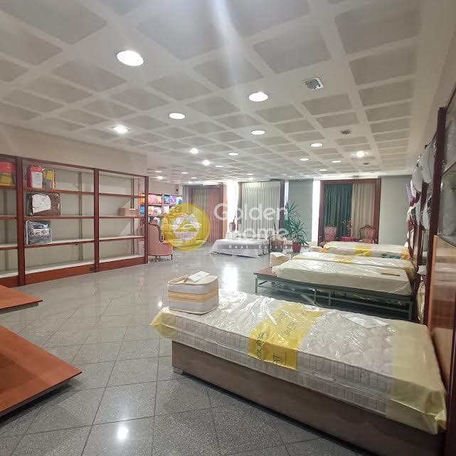 Κατάστημα στην Ηλιούπολη, Νίκος Καζαντζάκης — Φωτογραφία 1 από 28