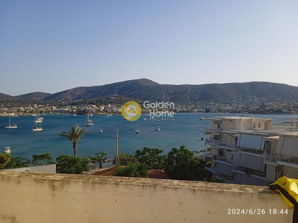House in Porto Rafti, Vravrona — Photo 1 of 17
