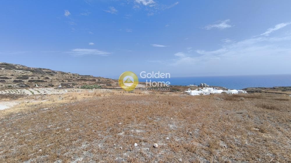 Parcel in Oia, Santorini — Photo 3 of 7
