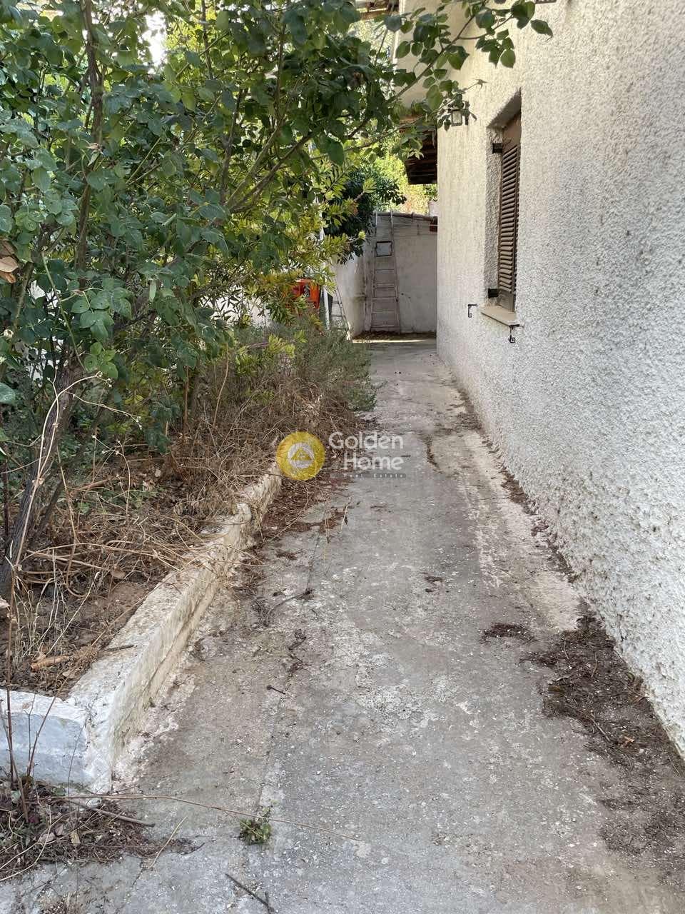 House in Center, Gerakas — Photo 2 of 10