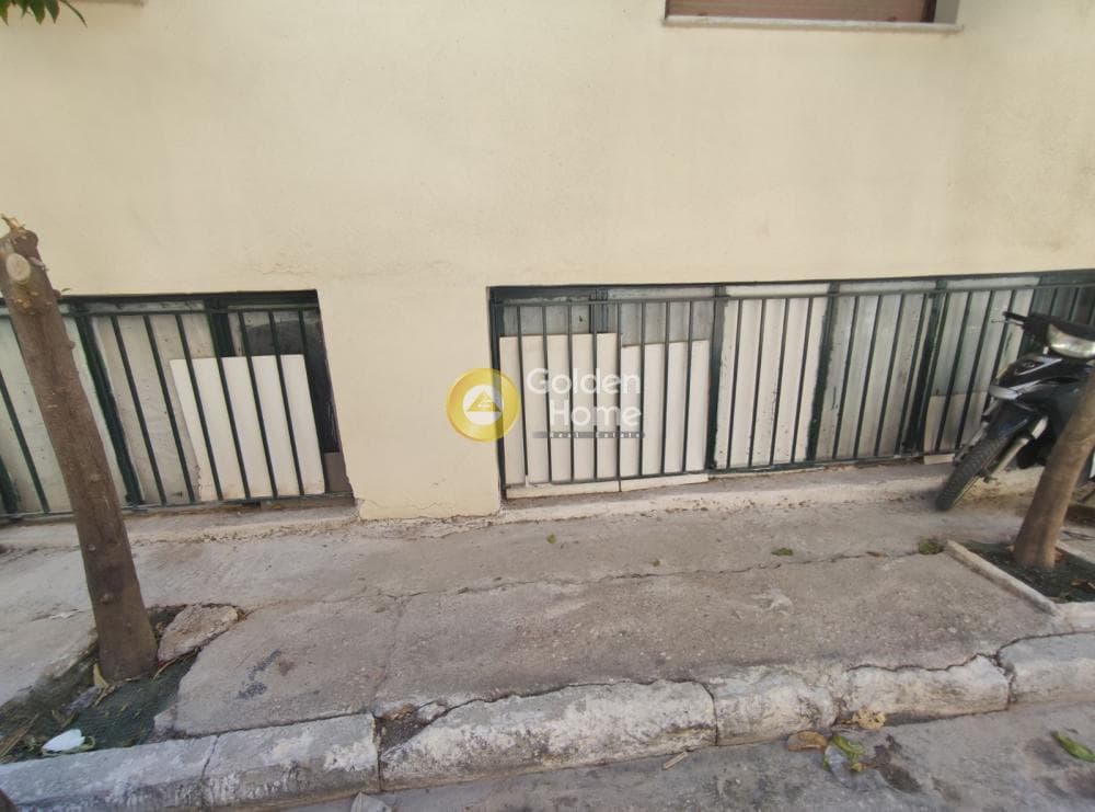 Αποθήκη στην Ανθέων, Άγιος Δημήτριος — Φωτογραφία 1 από 2