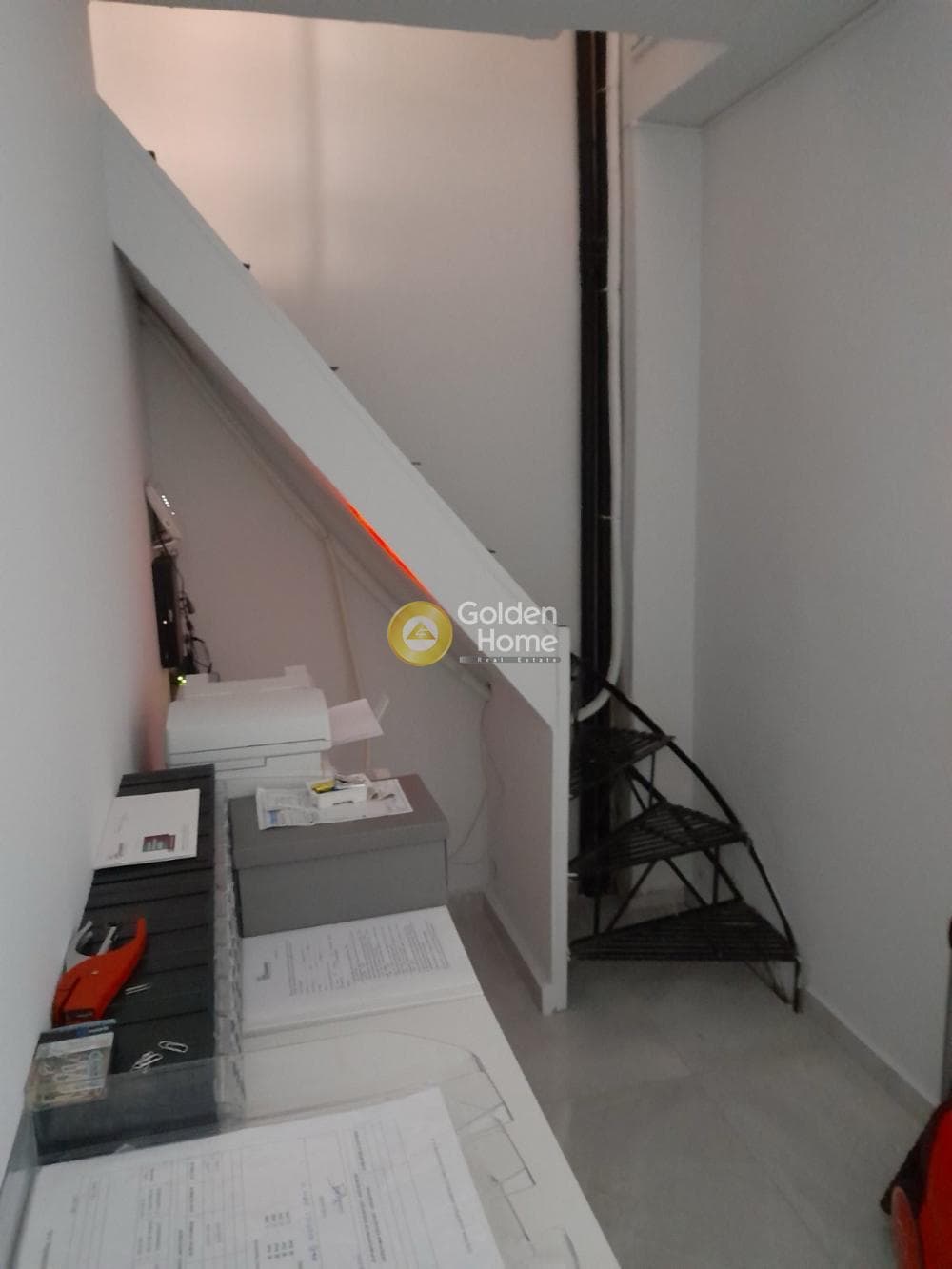 Retail Store in Plateia Davaki, Kalithea — Photo 4 of 7