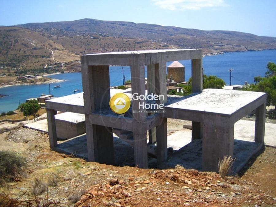 Parcel in Koundouros, Kea — Photo 1 of 13