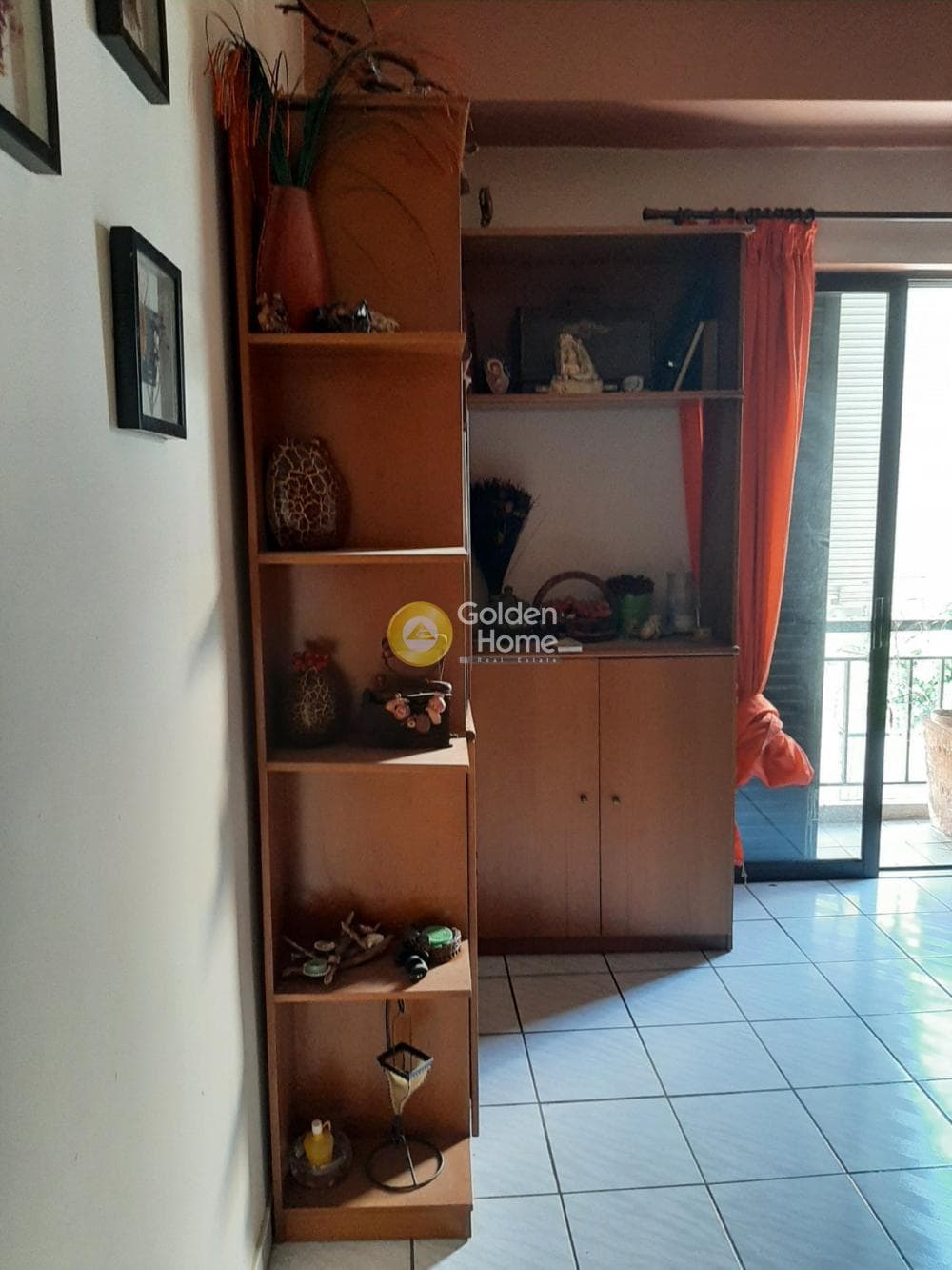 Apartment in Analipsi, Drapetsona — Photo 1 of 12