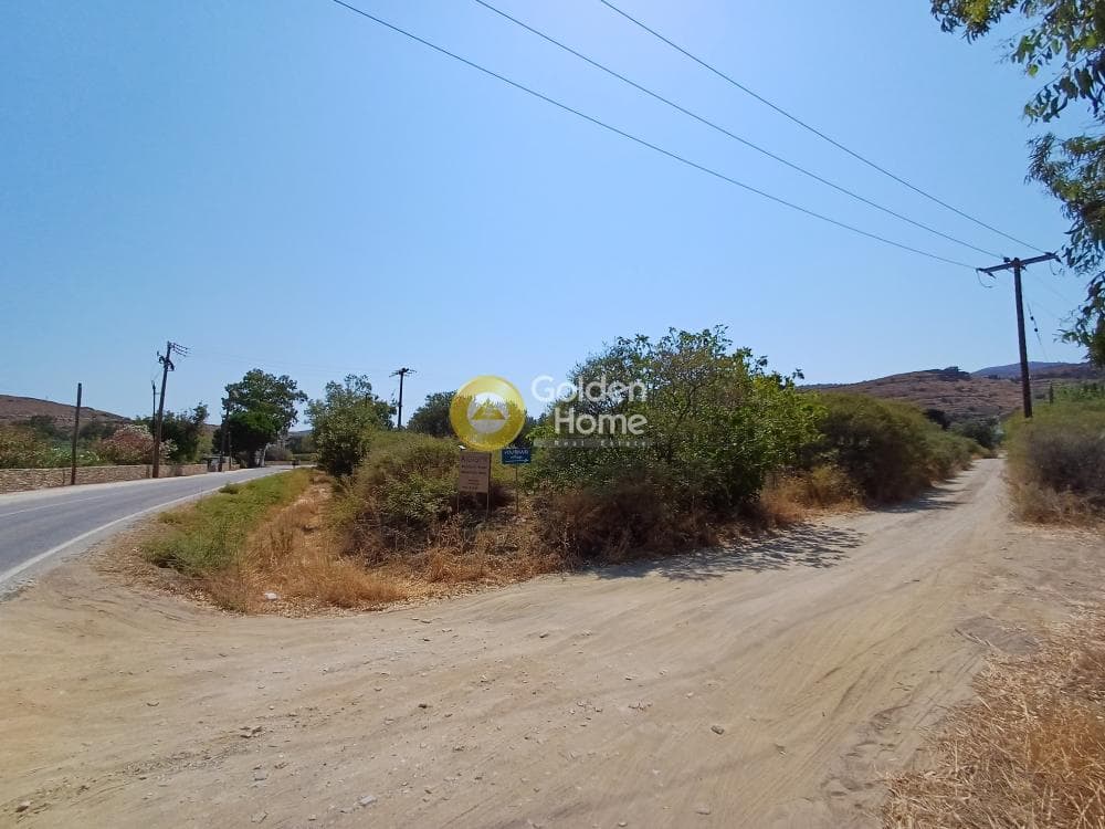 Parcel in Mavro, Kea — Photo 1 of 6