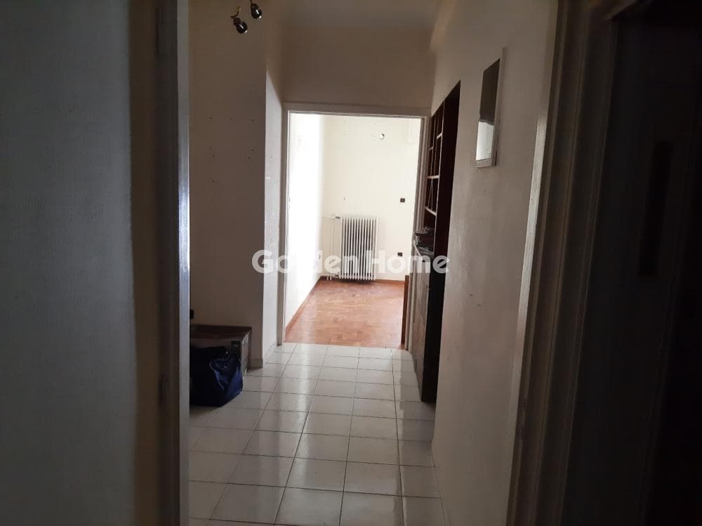 Apartment in Osios Loukas, Patisia — Photo 3 of 15