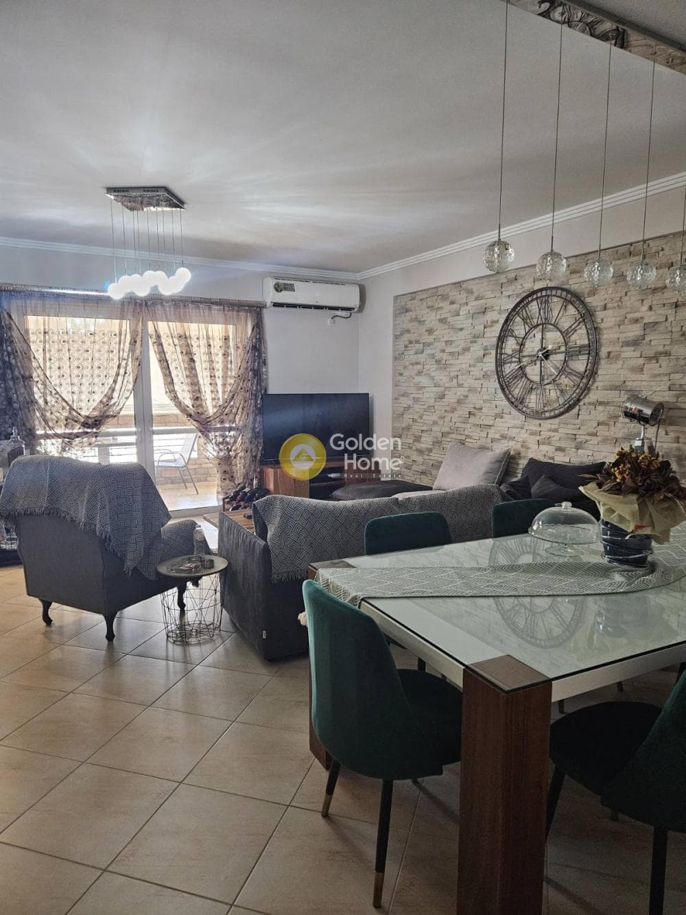 Apartment in Cemetery, Nikaia — Photo 1 of 17