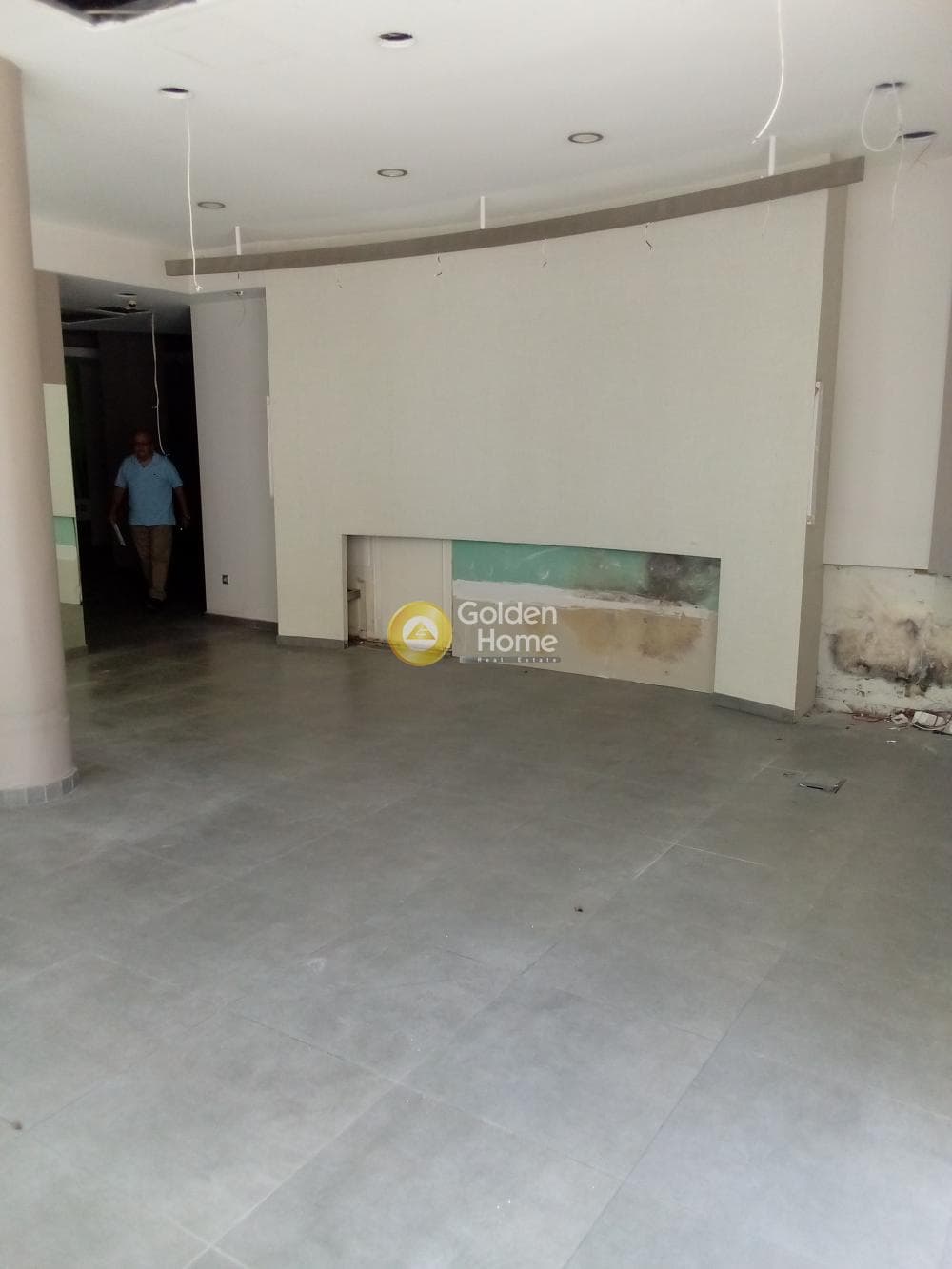 Retail Store in Dafni, Dafni — Photo 8 of 10