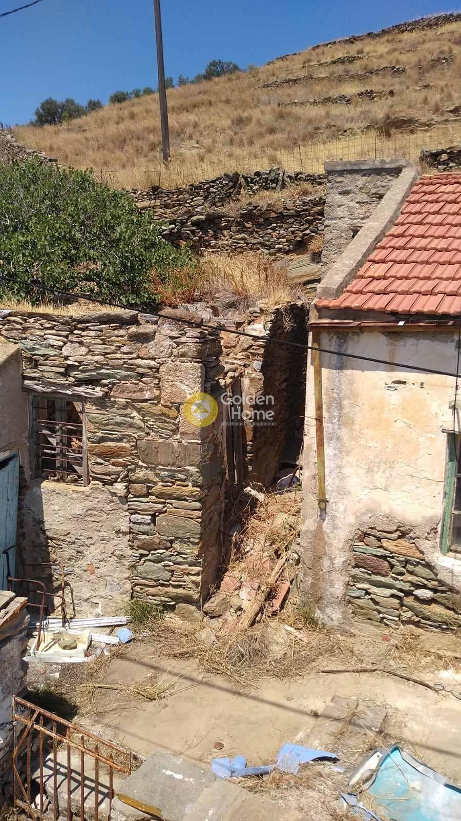 House in Korissia, Kea — Photo 2 of 3