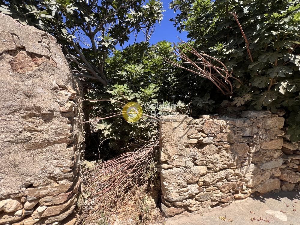 Building Plot in Marmara, Paros — Photo 1 of 3