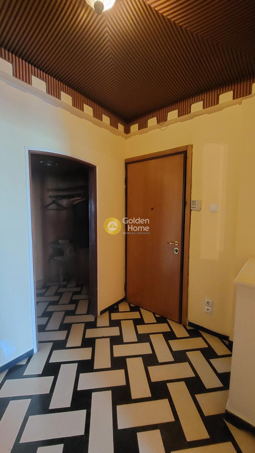 Apartment in Politechneio, Exarchia - Neapoli — Photo 81 of 82